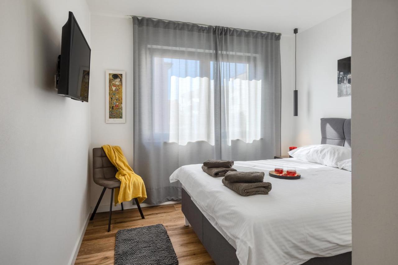 Belvedere Holidays Novigrad Istria Extérieur photo