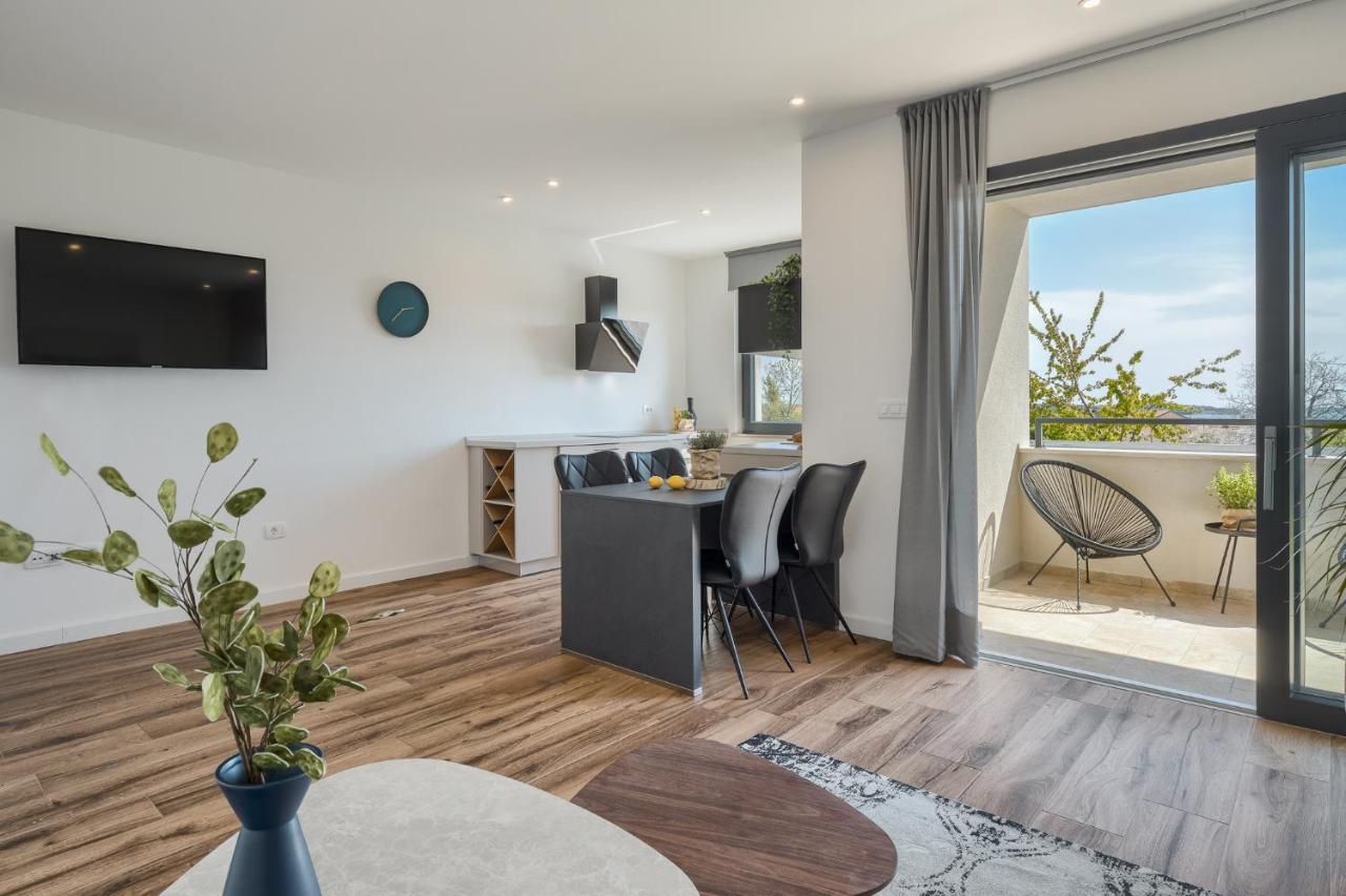 Belvedere Holidays Novigrad Istria Extérieur photo